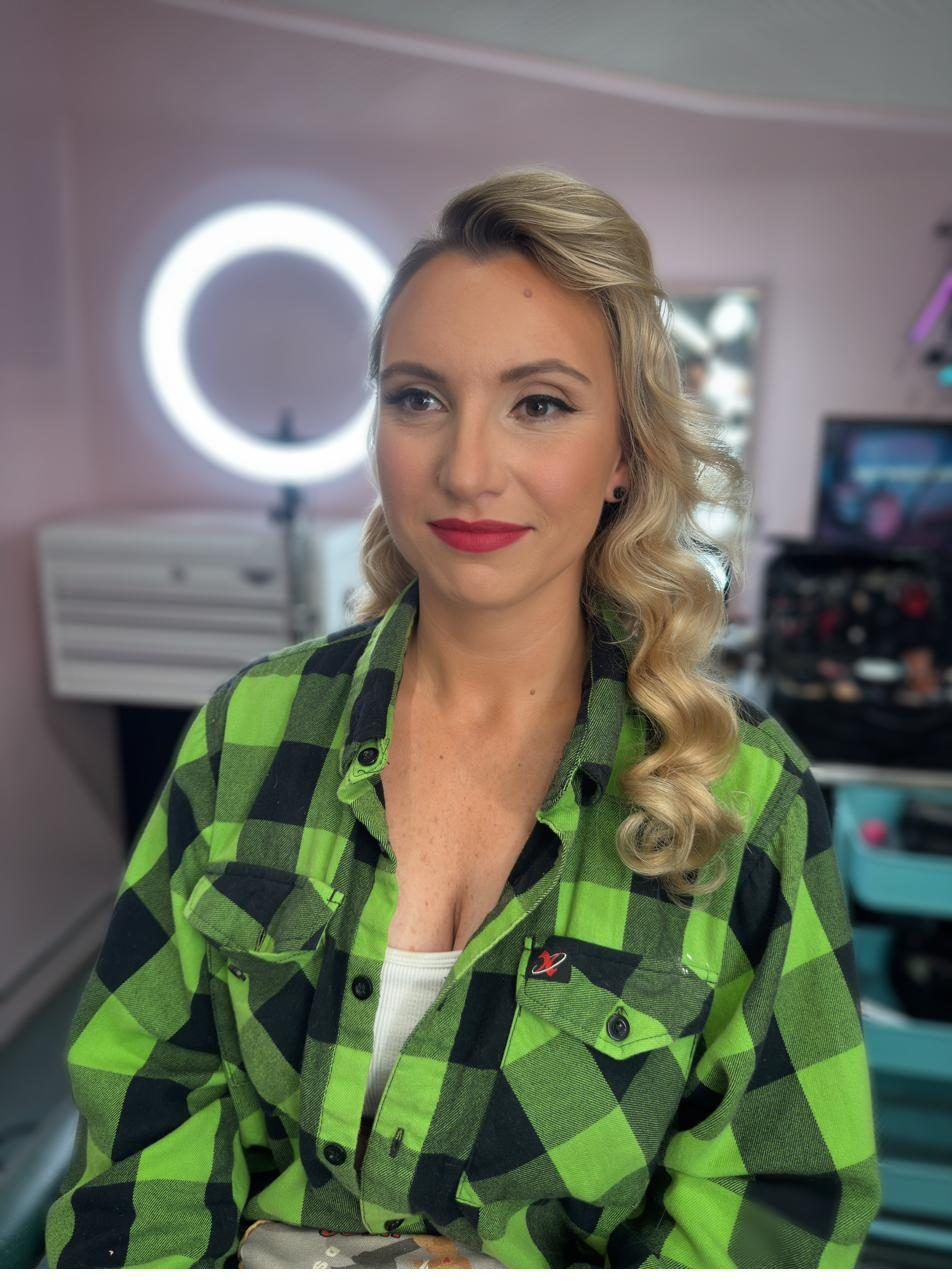 Clean studio glam portrait